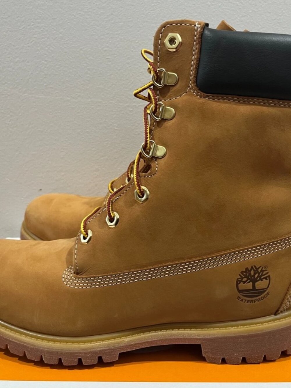 8 Inch Boot Wheat - Picture 3 of 7